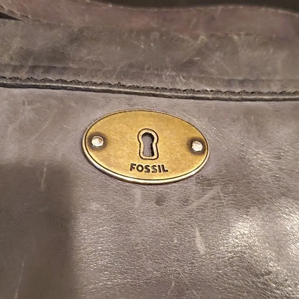 ‎FOSSIL Vintage Revival Leather Crossbody